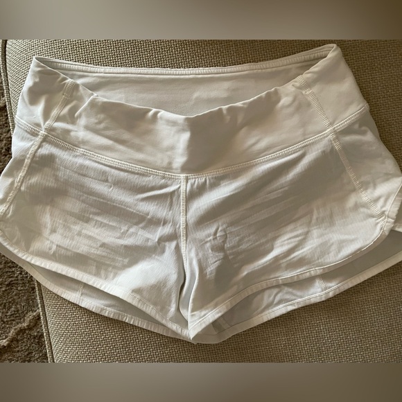 White lululemon shorts - Picture 3 of 3